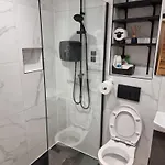 בית אירוח Thorncastle דבלין